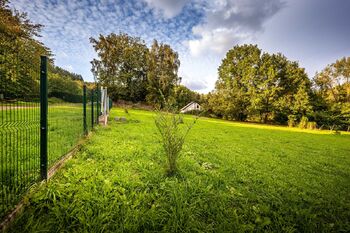 Prodej pozemku 4505 m², Omlenice