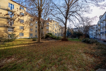 Vnitroblok - Prodej bytu 2+kk v družstevním vlastnictví 51 m², Praha 9 - Vysočany