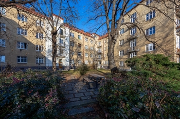 Vnitroblok - Prodej bytu 2+kk v družstevním vlastnictví 51 m², Praha 9 - Vysočany