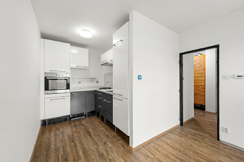 Prodej bytu 2+kk v osobním vlastnictví 48 m², Praha 6 - Dejvice