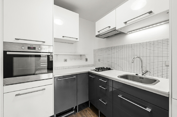 Prodej bytu 2+kk v osobním vlastnictví 48 m², Praha 6 - Dejvice