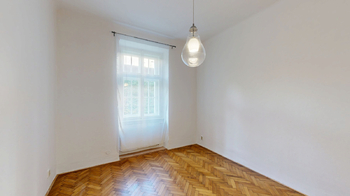 ložnice - Prodej bytu 2+1 v osobním vlastnictví 75 m², Praha 7 - Holešovice