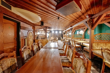 Pronájem restaurace 305 m², Sezimovo Ústí