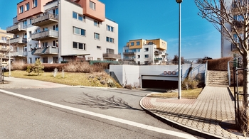 Prodej garážového stání, Praha 10 - Uhříněves
