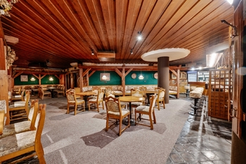 Pronájem výrobních prostor 305 m², Sezimovo Ústí