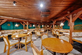 Pronájem výrobních prostor 305 m², Sezimovo Ústí