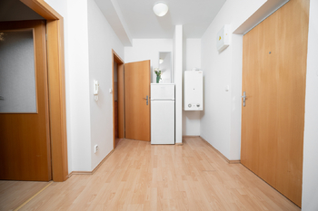 Prodej bytu 1+kk v osobním vlastnictví 39 m², Praha 8 - Libeň