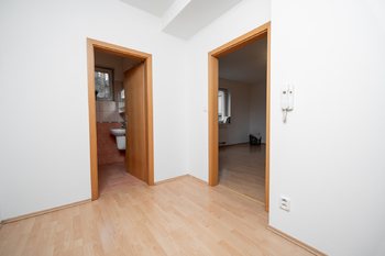 Prodej bytu 1+kk v osobním vlastnictví 39 m², Praha 8 - Libeň