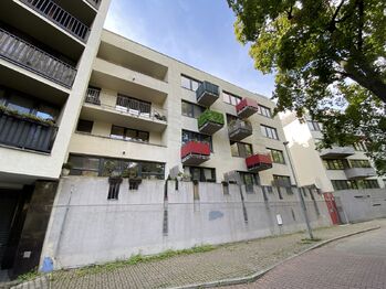 Dům 1 - Pronájem bytu 2+kk v osobním vlastnictví 70 m², Praha 4 - Michle