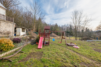 Prodej domu 204 m², Hluboš