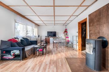 Prodej domu 204 m², Hluboš