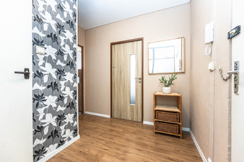 Prodej bytu 2+kk v osobním vlastnictví 41 m², Praha 4 - Michle