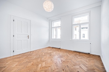 Druhý z pokojů - Pronájem bytu 3+kk v osobním vlastnictví 64 m², Praha 7 - Bubeneč