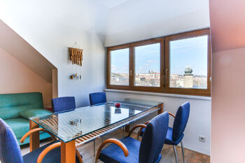 Pronájem bytu 3+kk v družstevním vlastnictví 116 m², Praha 2 - Nové Město