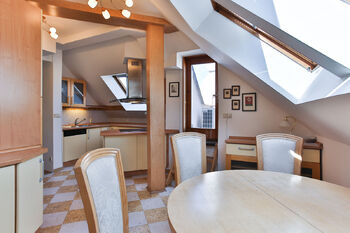 Pronájem bytu 3+kk v družstevním vlastnictví 116 m², Praha 2 - Nové Město