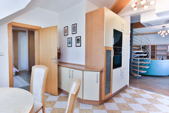 Pronájem bytu 3+kk v družstevním vlastnictví 116 m², Praha 2 - Nové Město