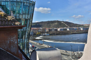 Pronájem bytu 3+kk v družstevním vlastnictví 116 m², Praha 2 - Nové Město