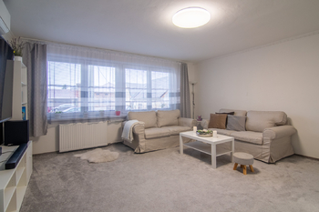 Prodej domu 249 m², Milovice