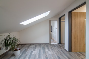 Prodej domu 249 m², Milovice