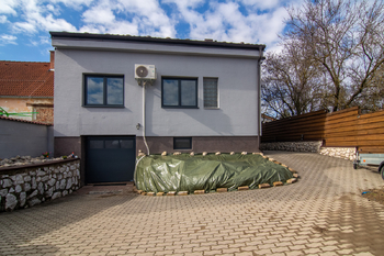 Prodej domu 249 m², Milovice