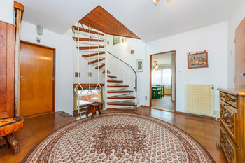 Pronájem domu 141 m², Praha 6 - Dejvice