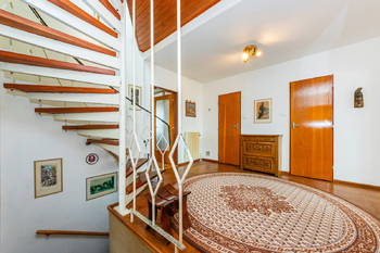 Pronájem domu 141 m², Praha 6 - Dejvice