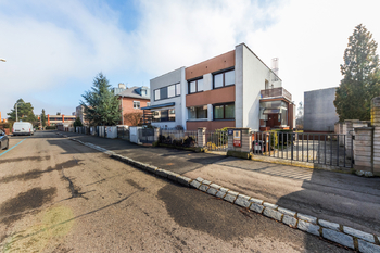 Pronájem domu 141 m², Praha 6 - Dejvice