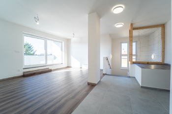 Obývací pokoj - Pronájem bytu 4+kk v osobním vlastnictví 121 m², Kolín