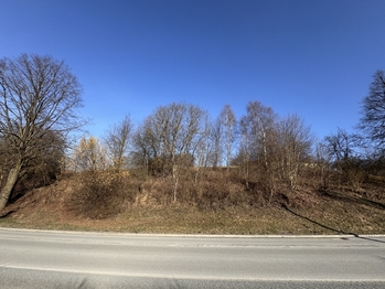 Prodej pozemku 4000 m², Kladky