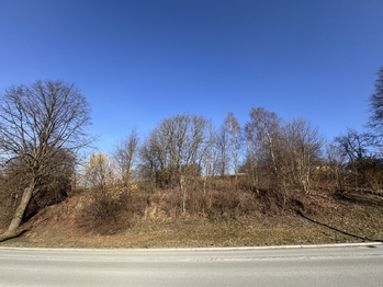 Přední část - Prodej pozemku 4000 m², Kladky