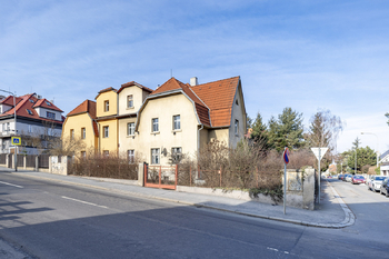 Prodej domu 218 m², Praha 4 - Nusle