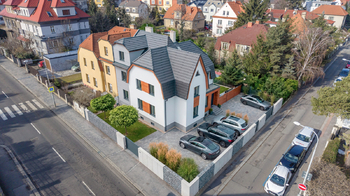 Prodej domu 218 m², Praha 4 - Nusle