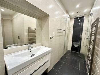 Pronájem bytu 3+kk v osobním vlastnictví 137 m², Praha 3 - Žižkov