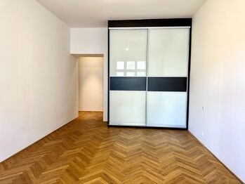 Pronájem bytu 3+kk v osobním vlastnictví 137 m², Praha 3 - Žižkov
