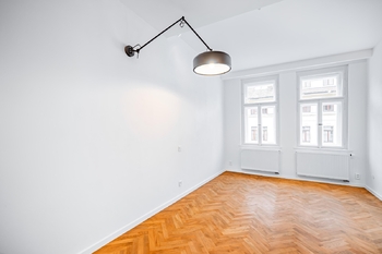 Obývací pokoj bytu - Pronájem bytu 3+kk v osobním vlastnictví 70 m², Praha 7 - Bubeneč