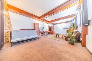 Prodej domu 249 m², Praha 8 - Kobylisy