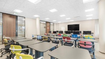 Pronájem kancelářských prostor 875 m², Praha 5 - Stodůlky