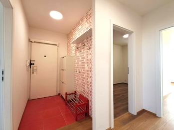 Pronájem bytu 4+kk v osobním vlastnictví 79 m², Praha 4 - Písnice