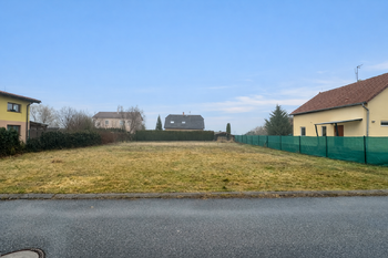 Prodej pozemku 820 m², Horoušany