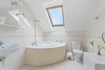 Prodej domu 212 m², Velký Osek