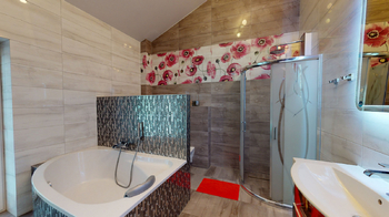 Prodej domu 480 m², Velké Popovice