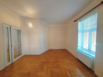 Dětský pokoj - Prodej bytu 3+1 v osobním vlastnictví 92 m², Krnov