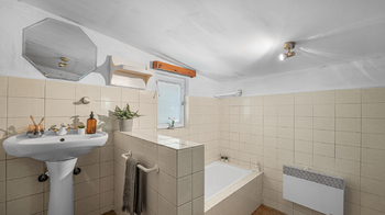 Prodej domu 120 m², Medonosy