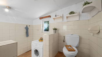 Prodej domu 120 m², Medonosy