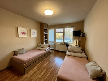 Dětský pokoj s lodžií - Prodej bytu 3+1 v osobním vlastnictví 95 m², Sedlnice