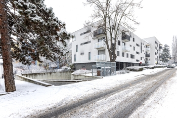 Prodej bytu 1+kk v osobním vlastnictví 34 m², Praha 10 - Hostivař