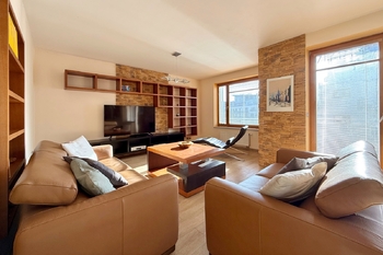 obývací pokoj - Prodej bytu 3+kk v osobním vlastnictví 131 m², Praha 10 - Malešice