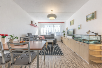 Prodej bytu 3+kk v osobním vlastnictví 65 m², Praha 10 - Petrovice