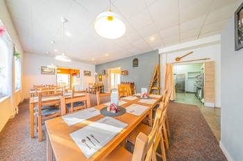 Prodej restaurace 249 m², Praha 8 - Kobylisy