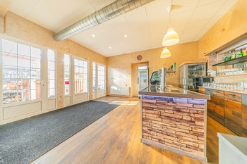 Prodej restaurace 249 m², Praha 8 - Kobylisy